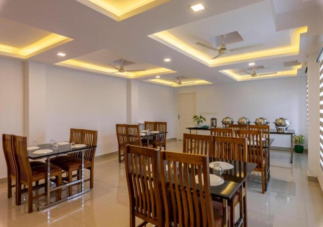 Hotel Airport Avenue Plaza Nedumbassery Zewnętrze zdjęcie
